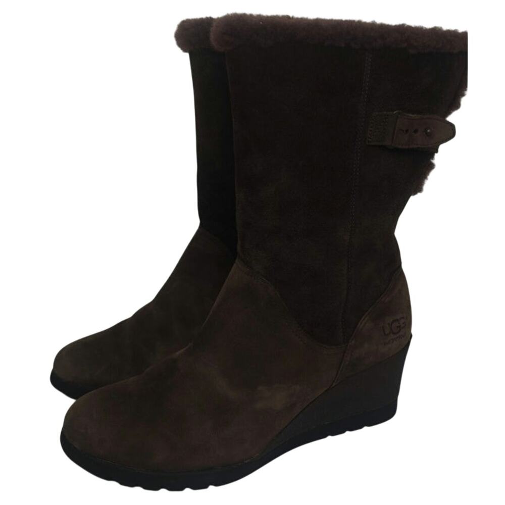 Brown wedge Ugg Boots sz 9